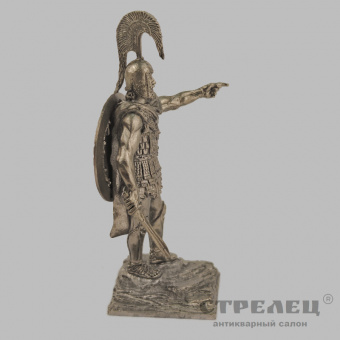 фото — оловянный солдатик «таксиарх, 5 век до н.э.». гк